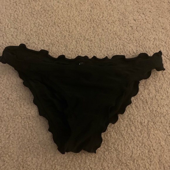 Cheeky Bikini Bottoms - Picture 3 of 4